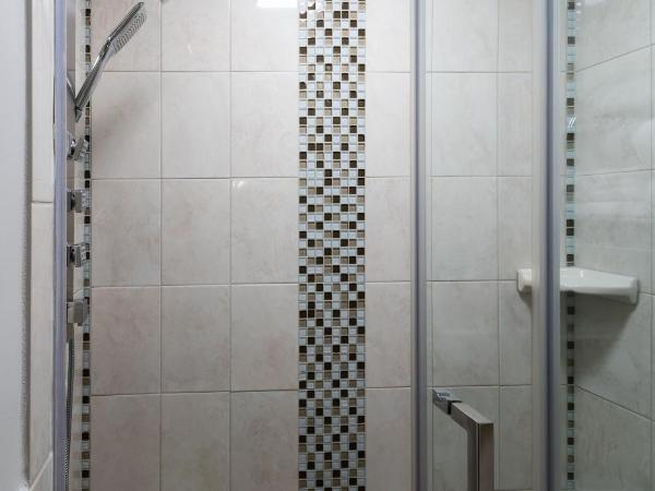 Le Chateau de Pierre : photo 7 de la chambre chambre standard lit queen-size