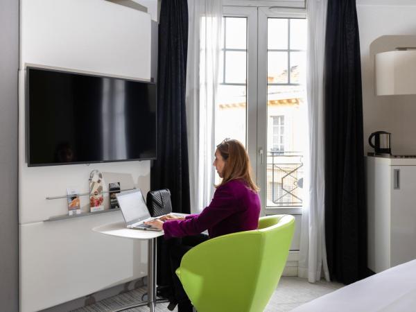 Mercure Nice Centre Grimaldi : photo 7 de la chambre chambre double standard avec balcon 