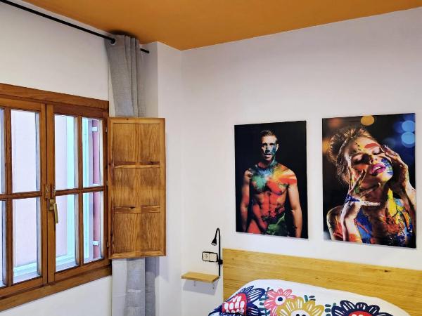Arc House Plaza : photo 3 de la chambre chambre double avec salle de bains privative