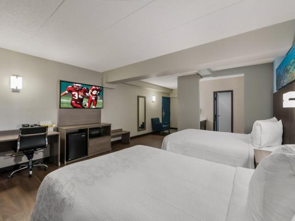 Red Roof PLUS & Suites Virginia Beach - Seaside : photo 5 de la chambre hébergement premium avec 2 lits doubles - vue partielle sur océan - non-fumeurs (literie surclassée)