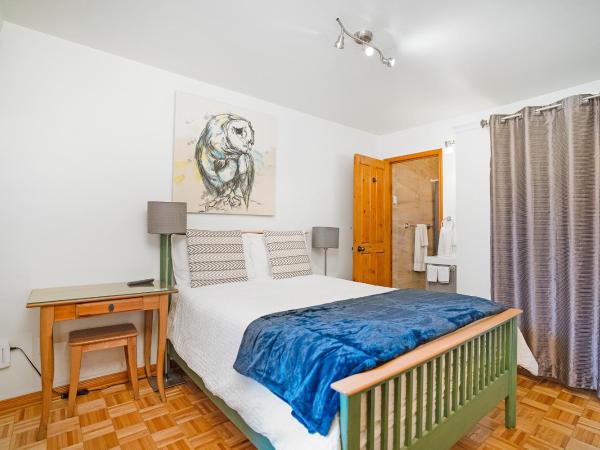 Accueil Chez Francois : photo 2 de la chambre chambre double ou lits jumeaux deluxe avec balcon