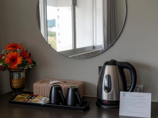 Pearl Hotel Phuket : photo 5 de la chambre chambre double standard