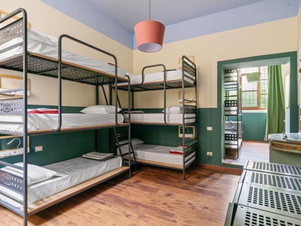 Ostello Bello Firenze : photo 1 de la chambre lit dans dortoir mixte de 10 lits