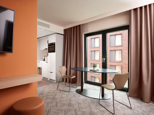 Adina Apartment Hotel Dusseldorf : photo 3 de la chambre appartement 1 chambre