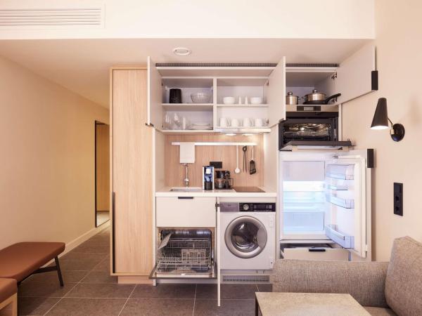 Adina Apartment Hotel Dusseldorf : photo 5 de la chambre studio