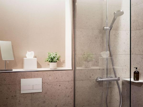 Adina Apartment Hotel Dusseldorf : photo 9 de la chambre studio