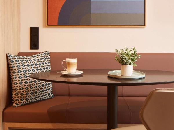 Adina Apartment Hotel Dusseldorf : photo 10 de la chambre appartement 1 chambre