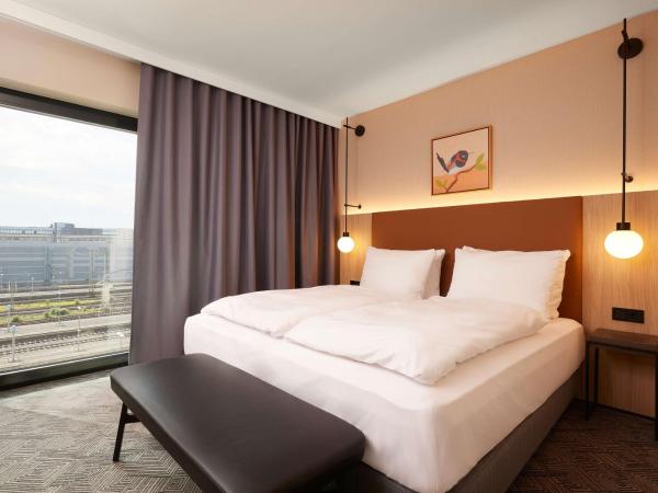 Adina Apartment Hotel Dusseldorf : photo 2 de la chambre appartement 1 chambre