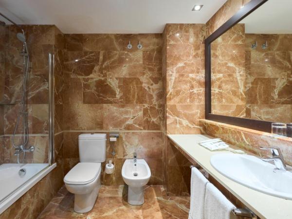 Catalonia Plaza Catalunya : photo 4 de la chambre chambre double ou lits jumeaux