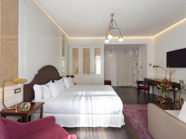 Boutique Hotel H10 Villa de la Reina : photo 2 de la chambre grande chambre double ou lits jumeaux de luxe - vue sur ville