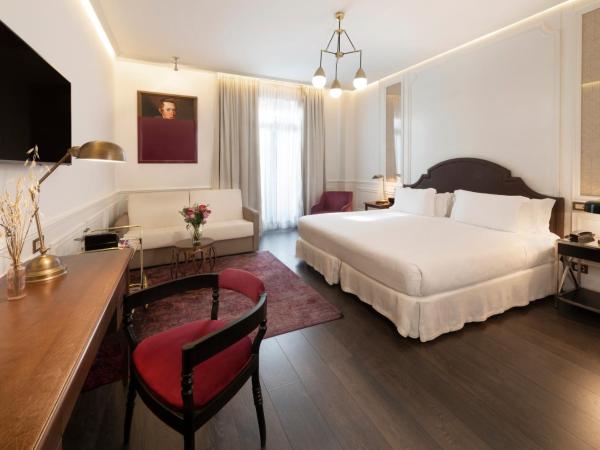 Boutique Hotel H10 Villa de la Reina : photo 1 de la chambre grande chambre double ou lits jumeaux de luxe - vue sur ville