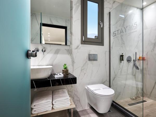 Stay 365 Heraklion Apart Hotel : photo 3 de la chambre suite junior - vue sur jardin