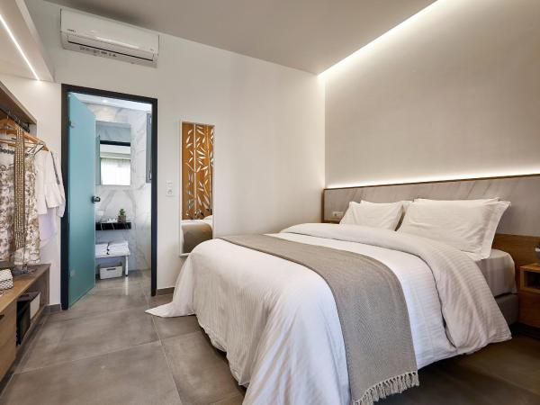 Stay 365 Heraklion Apart Hotel : photo 5 de la chambre suite junior - vue sur jardin