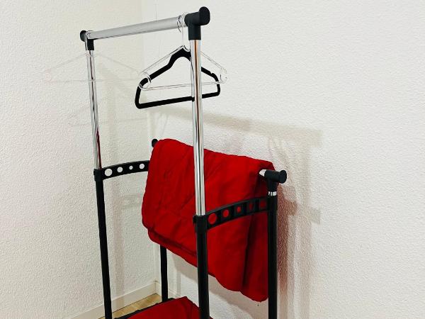 Guest House Leo : photo 2 de la chambre chambre simple avec toilettes et douche communes