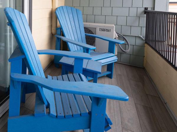 Prestige Beach House, WorldHotels Crafted : photo 4 de la chambre chambre lit queen-size avec balcon