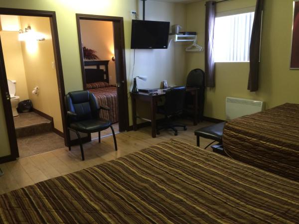Hotel Citadelle : photo 5 de la chambre chambre familiale - sous-sol (6 adultes)