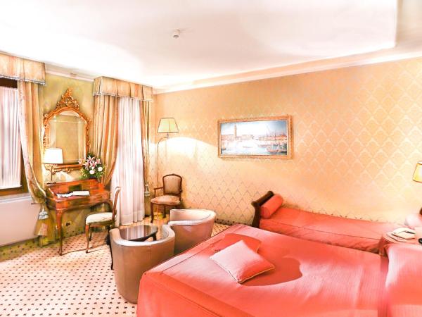 Hotel Colombina : photo 4 de la chambre chambre quadruple deluxe