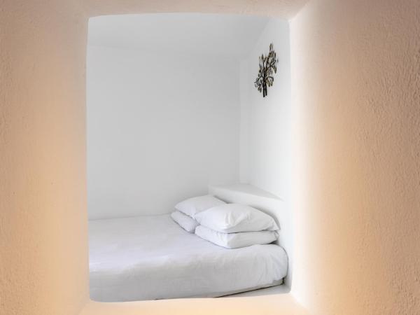 Asteras Villas : photo 6 de la chambre suite phoebe avec jacuzzi - vue sur caldera