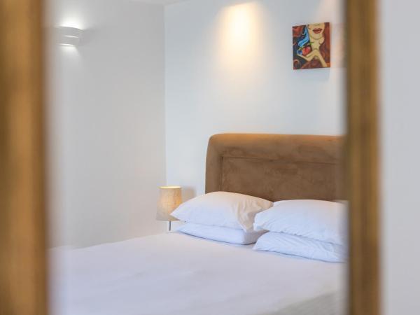 Asteras Villas : photo 7 de la chambre suite venus avec jacuzzi - vue sur caldera