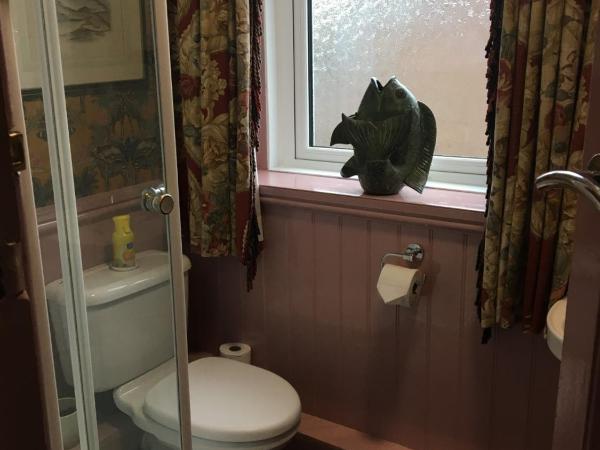 The Forester and Flower : photo 3 de la chambre grande chambre double avec salle de bains privative séparée