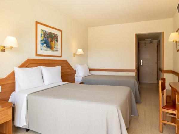 htop Royal Star & SPA #htopFun : photo 1 de la chambre chambre familiale (2 adultes et 2 enfants)