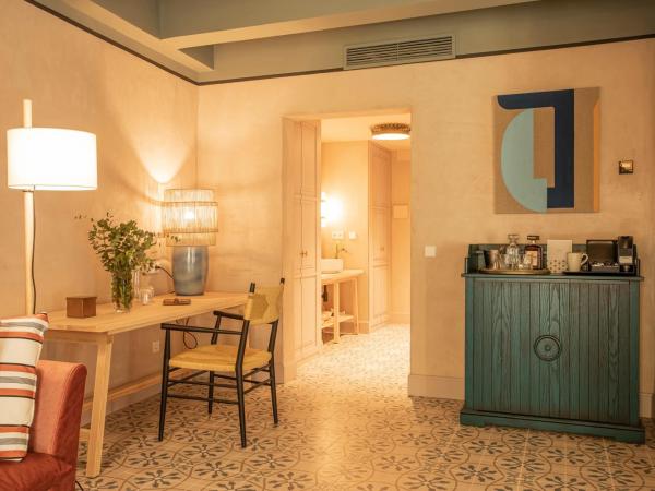 Hospes Las Casas del Rey de Baeza, a Member of Design Hotels : photo 2 de la chambre suite junior (2 adultes)