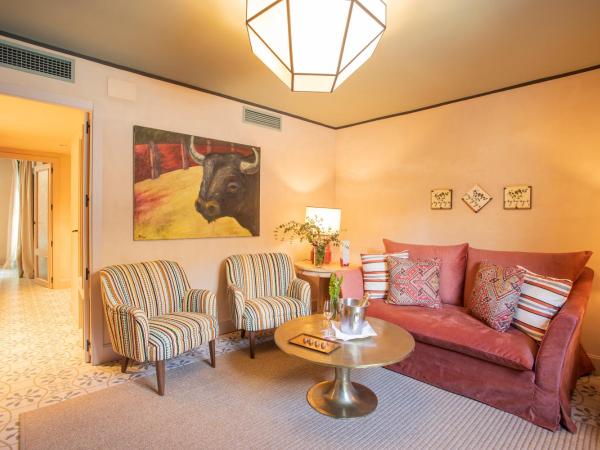 Hospes Las Casas del Rey de Baeza, a Member of Design Hotels : photo 4 de la chambre suite
