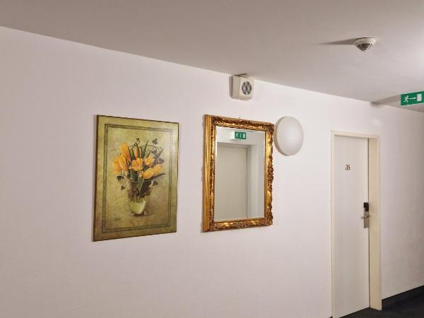 Trip Inn Hotel Minerva Frankfurt : photo 5 de la chambre chambre simple