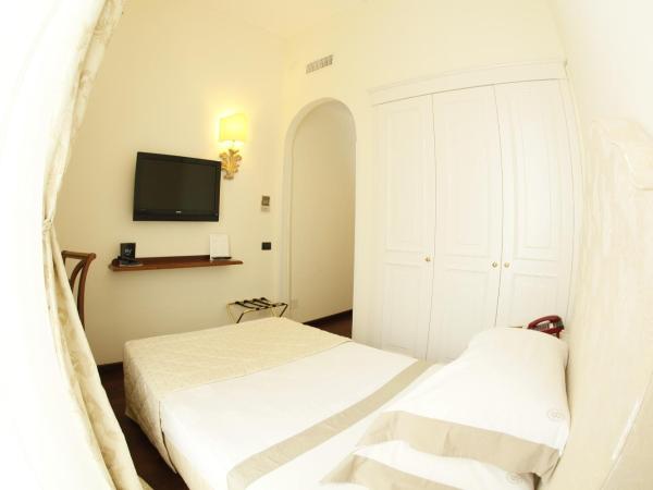Grand Hotel Di Lecce : photo 4 de la chambre chambre simple