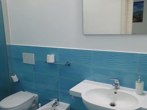 Hotel Mareluna Ischia : photo 5 de la chambre chambre quadruple Économique