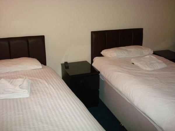Forest Gate Hotel : photo 1 de la chambre chambre lits jumeaux Économique avec salle de bains commune