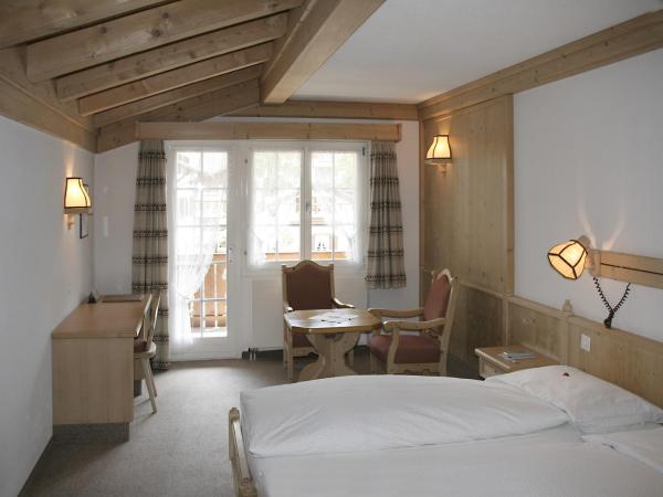 Hotel Alte Post : photo 1 de la chambre chambre double ou lits jumeaux supérieure - vue sur montagnes