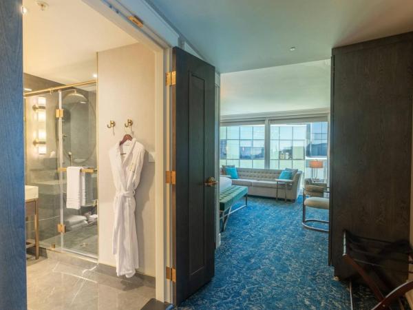 The Sutton Place Hotel Halifax : photo 4 de la chambre studio premium avec 1 lit king-size et canapé-lit