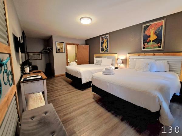 Buffalo Lodge Bicycle Resort - Amazing access to local trails & the Garden : photo 9 de la chambre chambre supérieure avec 2 lits queen-size