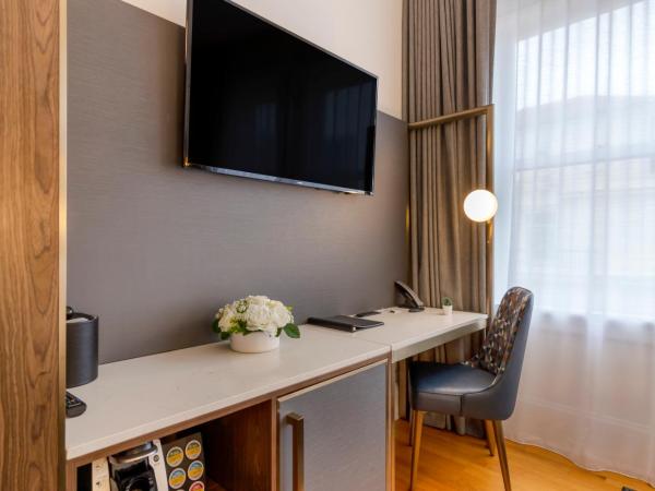 Hotel Gibbs Downtown Riverwalk : photo 2 de la chambre chambre lit king-size