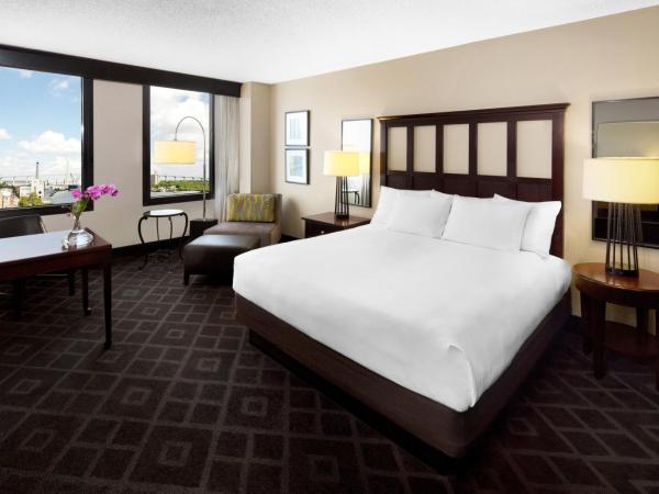 Hyatt Regency Savannah : photo 3 de la chambre chambre lit king-size - vue sur rivière