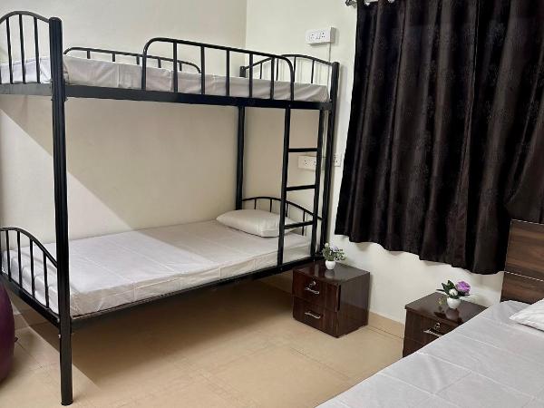 Elite stays : photo 1 de la chambre lits superposés dans dortoir masculin 