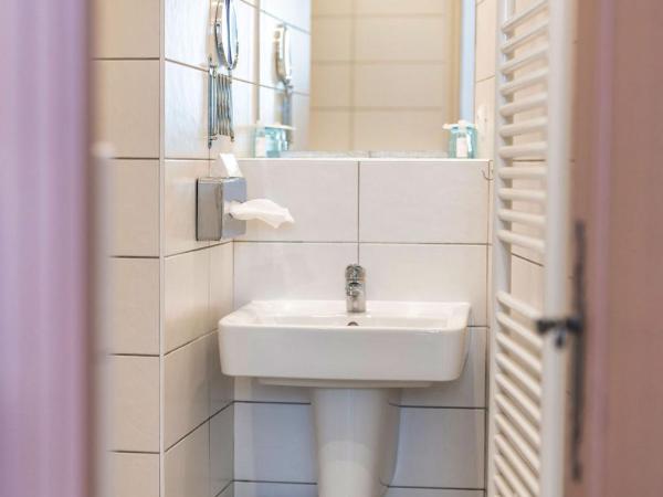 Garlande Hôtel Avignon Centre : photo 8 de la chambre chambre double deluxe