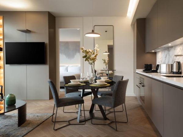 Marriott Executive Apartments Istanbul Fulya : photo 1 de la chambre appartement 2 chambres plus spacieux avec balcon - vue sur ville