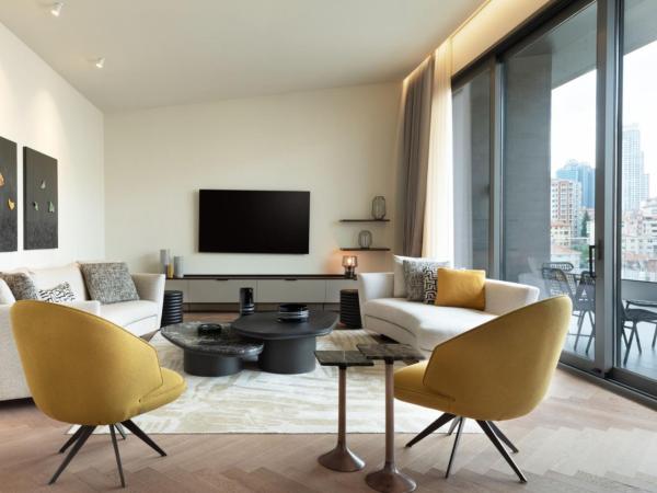 Marriott Executive Apartments Istanbul Fulya : photo 3 de la chambre penthouse 5 chambres avec chambre d’angle et toit-terrasse - vue sur ville