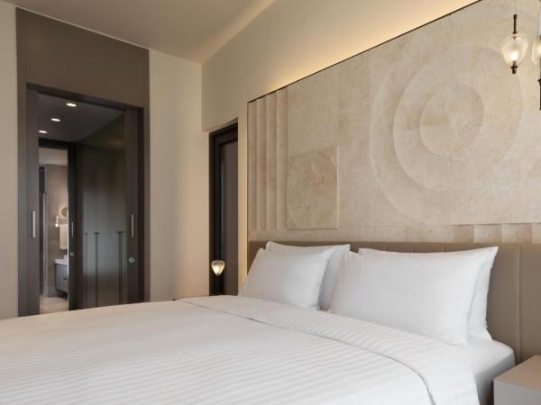 Marriott Executive Apartments Istanbul Fulya : photo 6 de la chambre penthouse 5 chambres avec chambre d’angle et toit-terrasse - vue sur ville