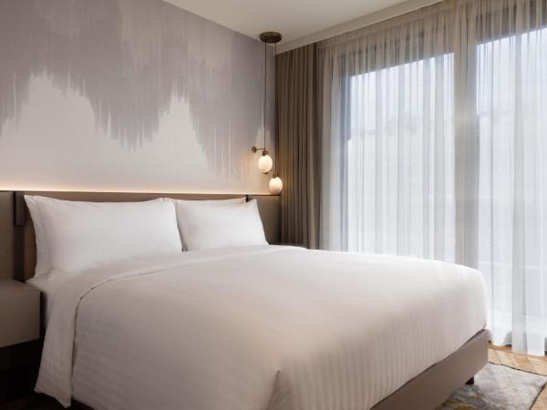 Marriott Executive Apartments Istanbul Fulya : photo 10 de la chambre penthouse 5 chambres avec chambre d’angle et toit-terrasse - vue sur ville