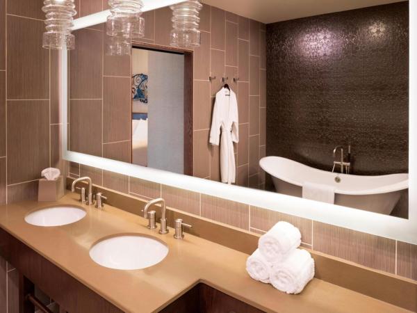 The Westin Nashville : photo 5 de la chambre hébergement belmont, 1 lit king-size - Étage supérieur