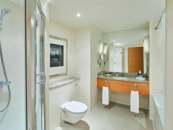 London Marriott Hotel Canary Wharf : photo 4 de la chambre suite exécutive avec accès au salon