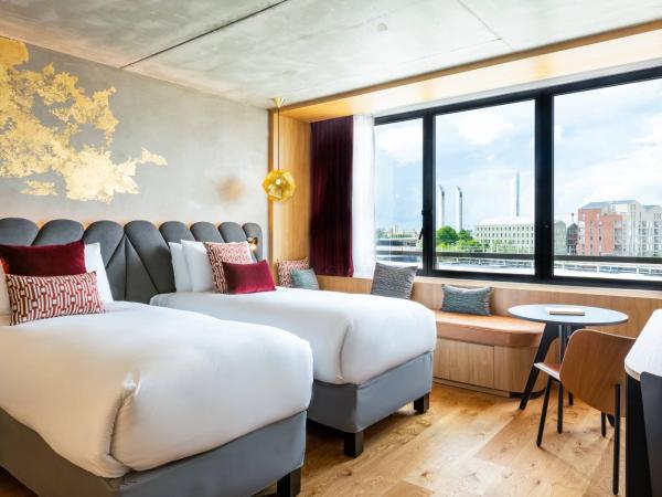 Renaissance Bordeaux Hotel : photo 1 de la chambre chambre lits jumeaux la muse - vue sur ville - Étage supérieur