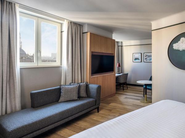 Brussels Marriott Hotel Grand Place : photo 2 de la chambre chambre club lit king-size - accès au salon club