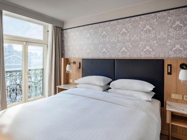 Brussels Marriott Hotel Grand Place : photo 5 de la chambre suite lit king-size junior - accès au salon club