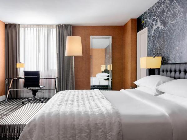 Le Méridien Charlotte : photo 2 de la chambre suite d'angle avec lit king-size