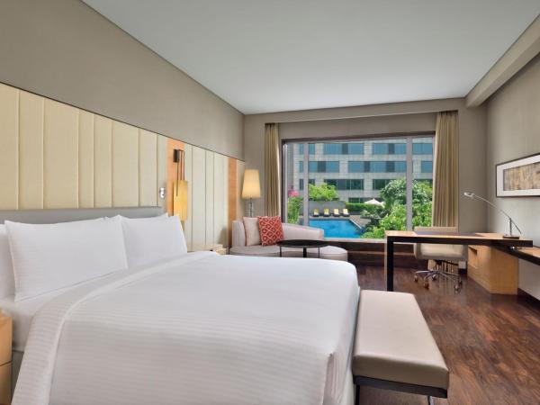 JW Marriott Hotel New Delhi Aerocity : photo 4 de la chambre executive club room, club level, guest room, 1 king