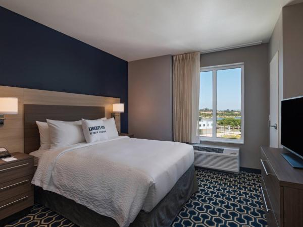 TownePlace Suites by Marriott San Diego Airport/Liberty Station : photo 3 de la chambre suite 2 chambres